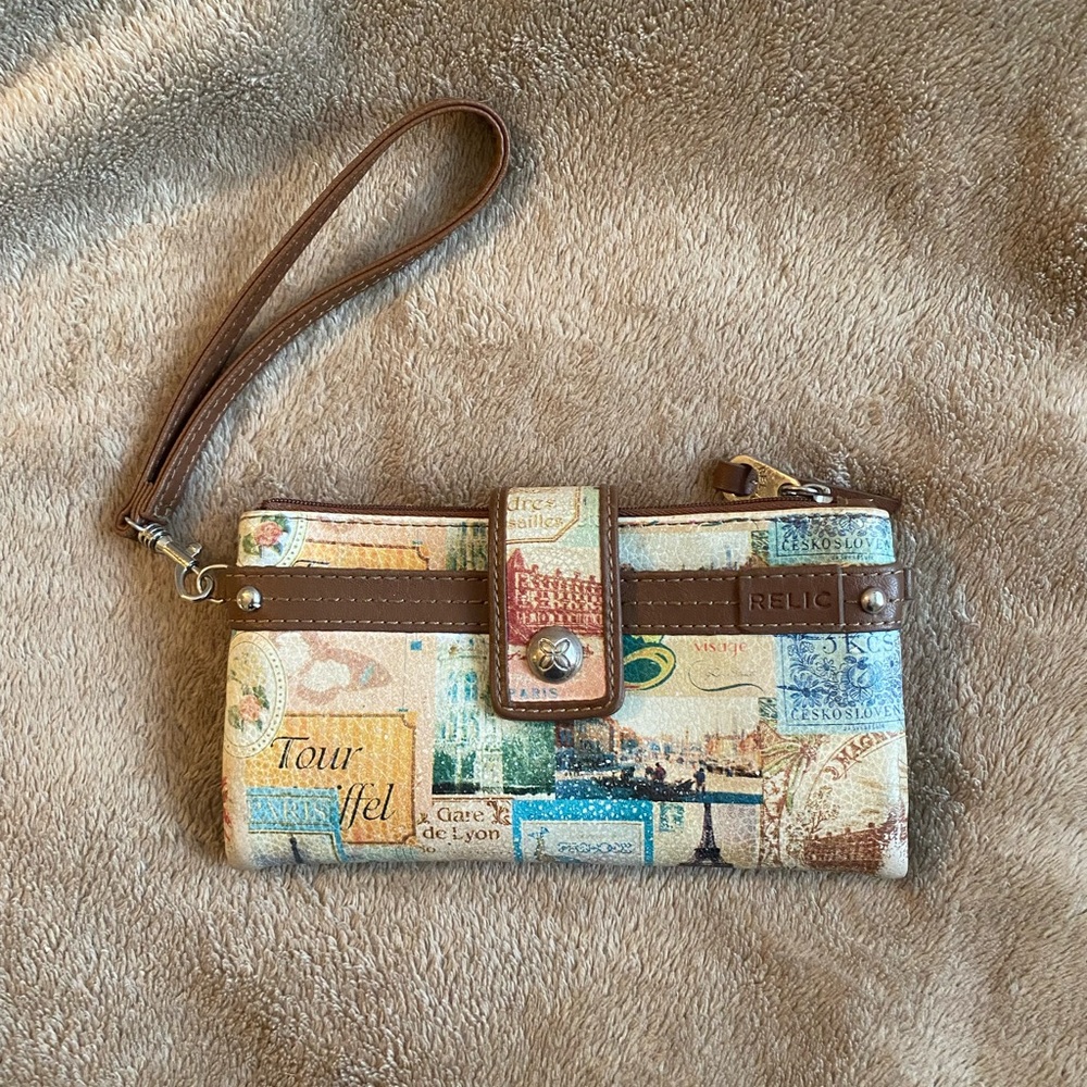 Wristlet